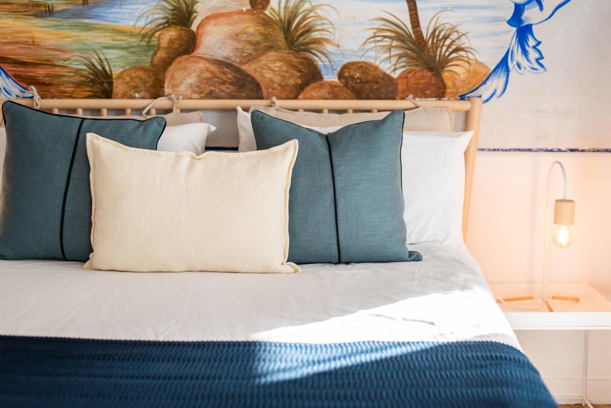 Central Studio Suite - Ericeira Bagian luar foto